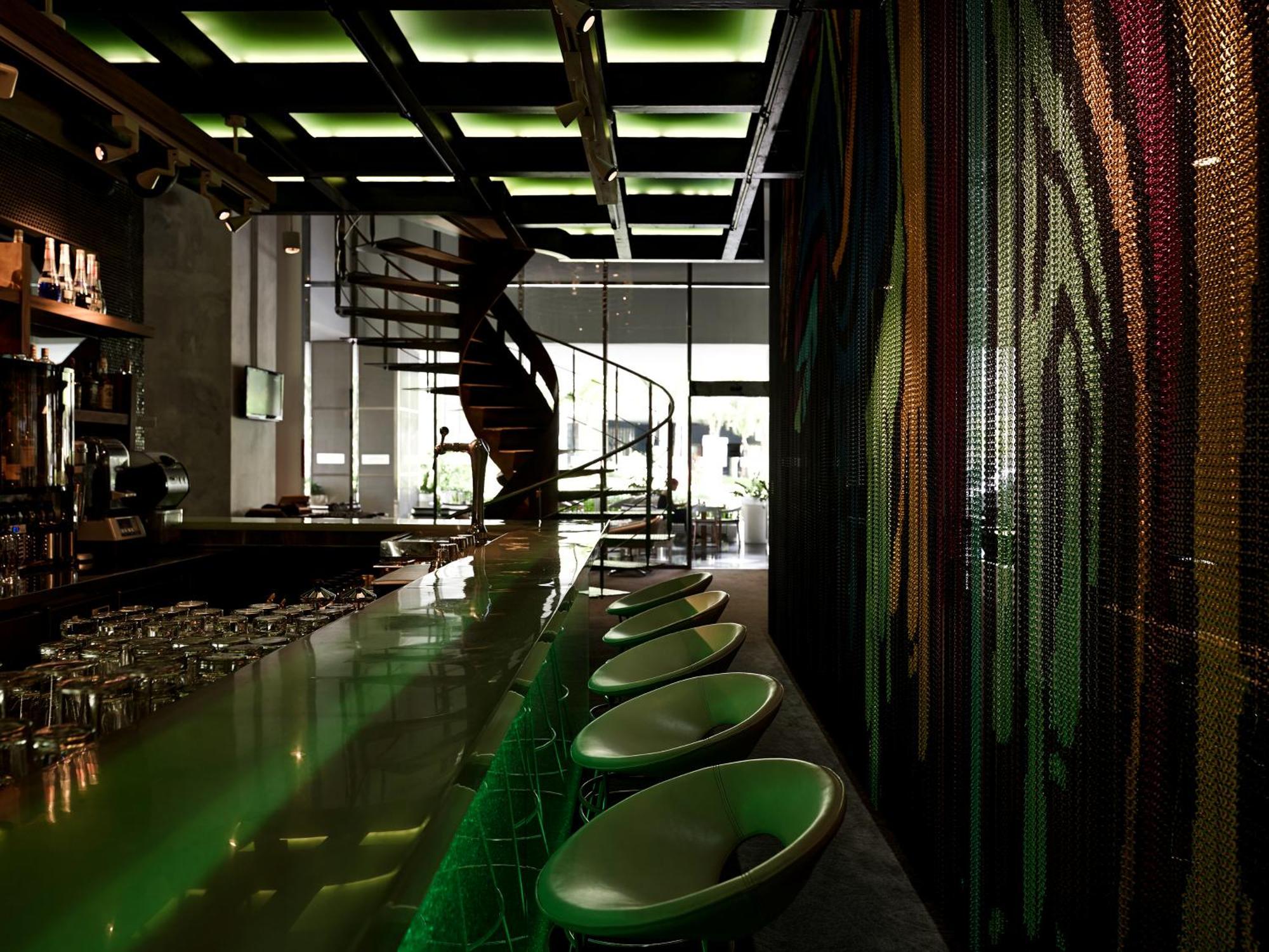 Pullman Jakarta Central Park Exterior foto Interior of the bar